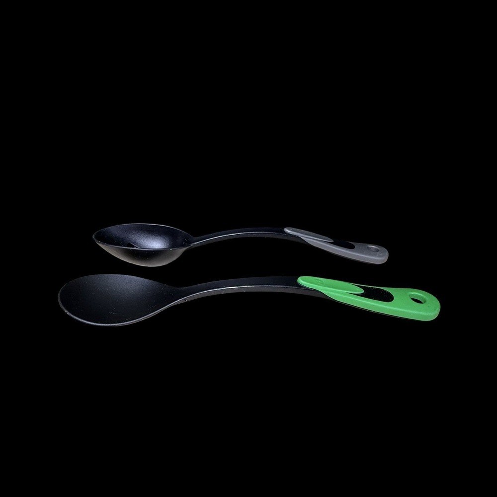 Tailor Made Serving Spoon and Slotted Spoon USA - Green and Gray - Lot‎ of 2